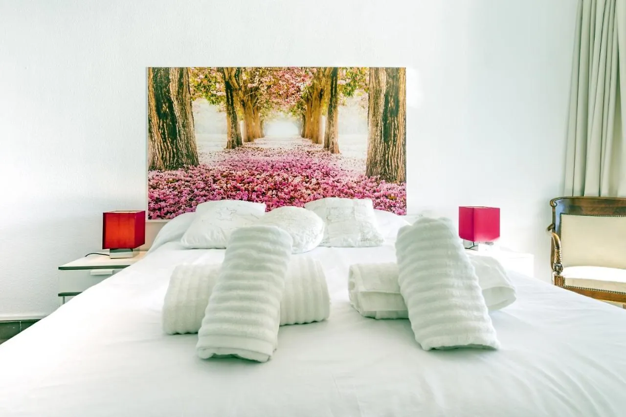 Rentcostadelsol Malagueta Miramar Malaga Apartment